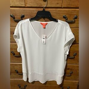 🌸NEW Joe Fresh White V-Neck shoe Sleeve Top